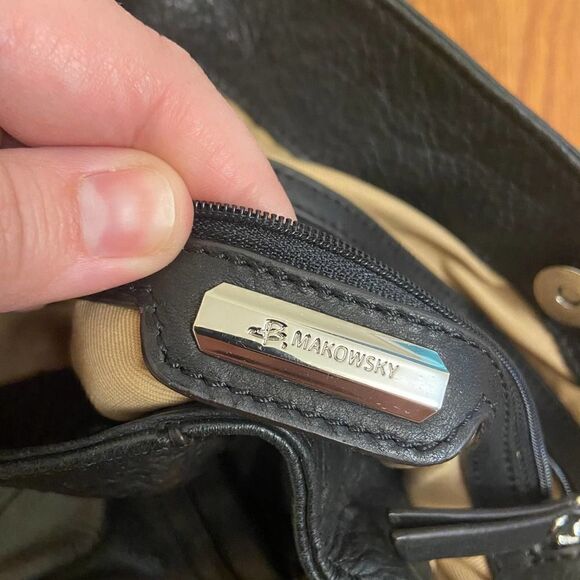 B. Makowsky Black Leather Shoulder Bag - Picture 5 of 7